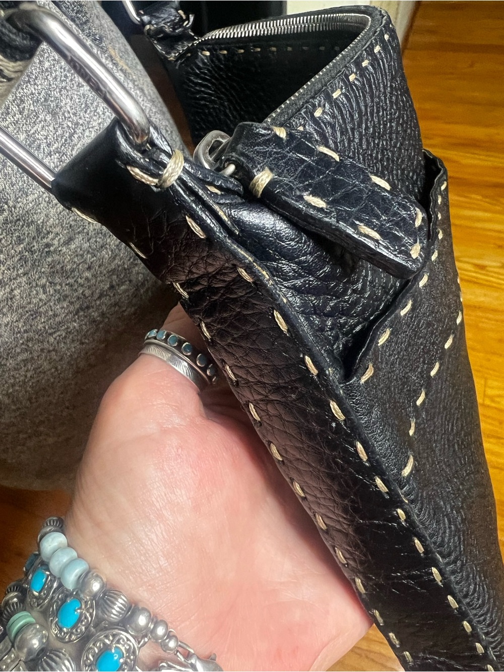 Authentic Fendi Selleria Black Pebbled Leather Crossbody Bag Logo Strap - Picture 7 of 14
